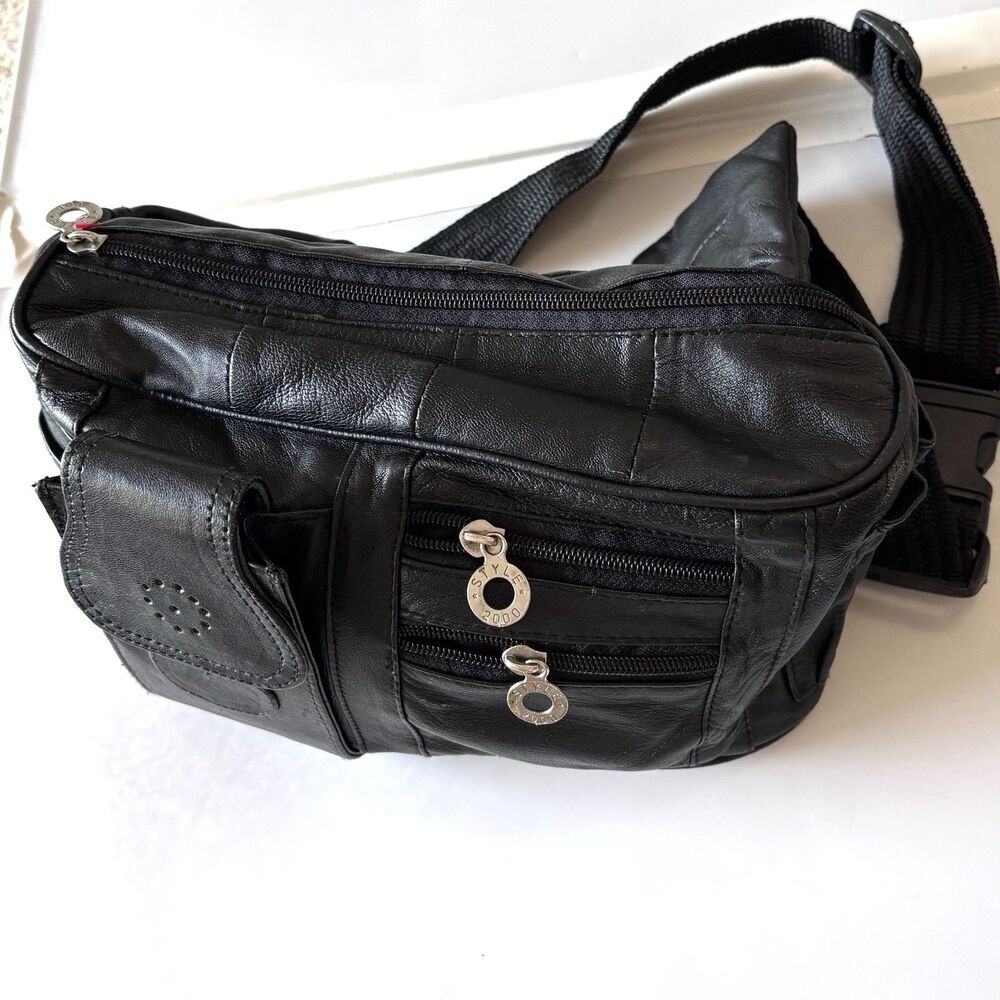 Vintage STYLE 2000 Leather Black Fanny Pack Waist Belt Bag Unisex Adjustable